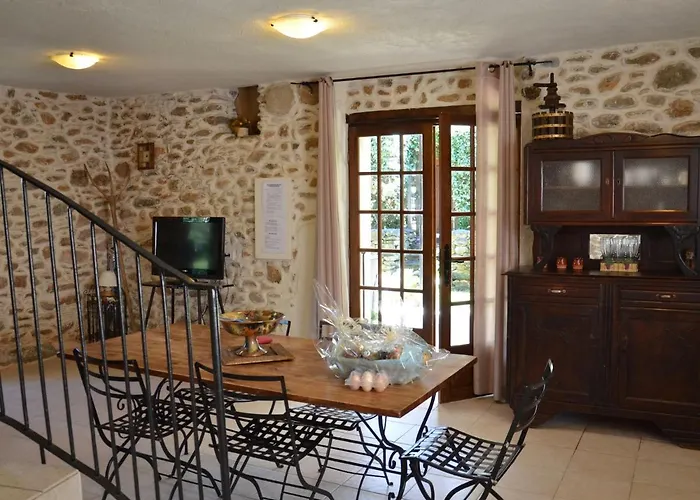 בית נופש Moriani-plage With Pool סן-ניקולאו